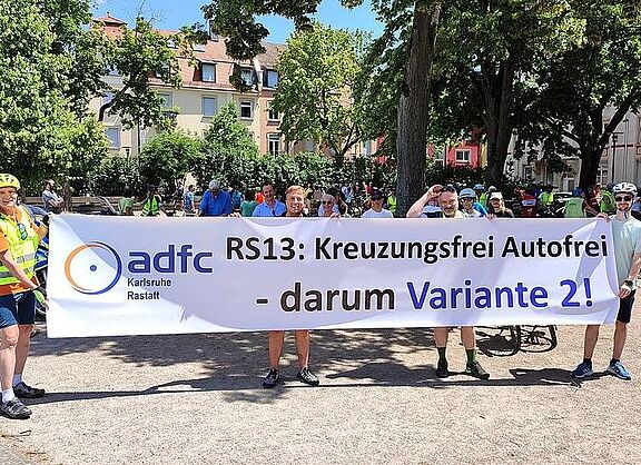 Auftakt der Demonstration in Karlsruhe