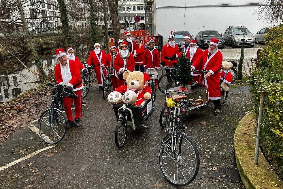 Weihnachtsmänner sind startklar